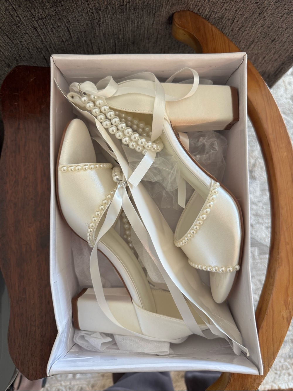 Elegant Pearl-Trim White Women's Block Heel Sandals